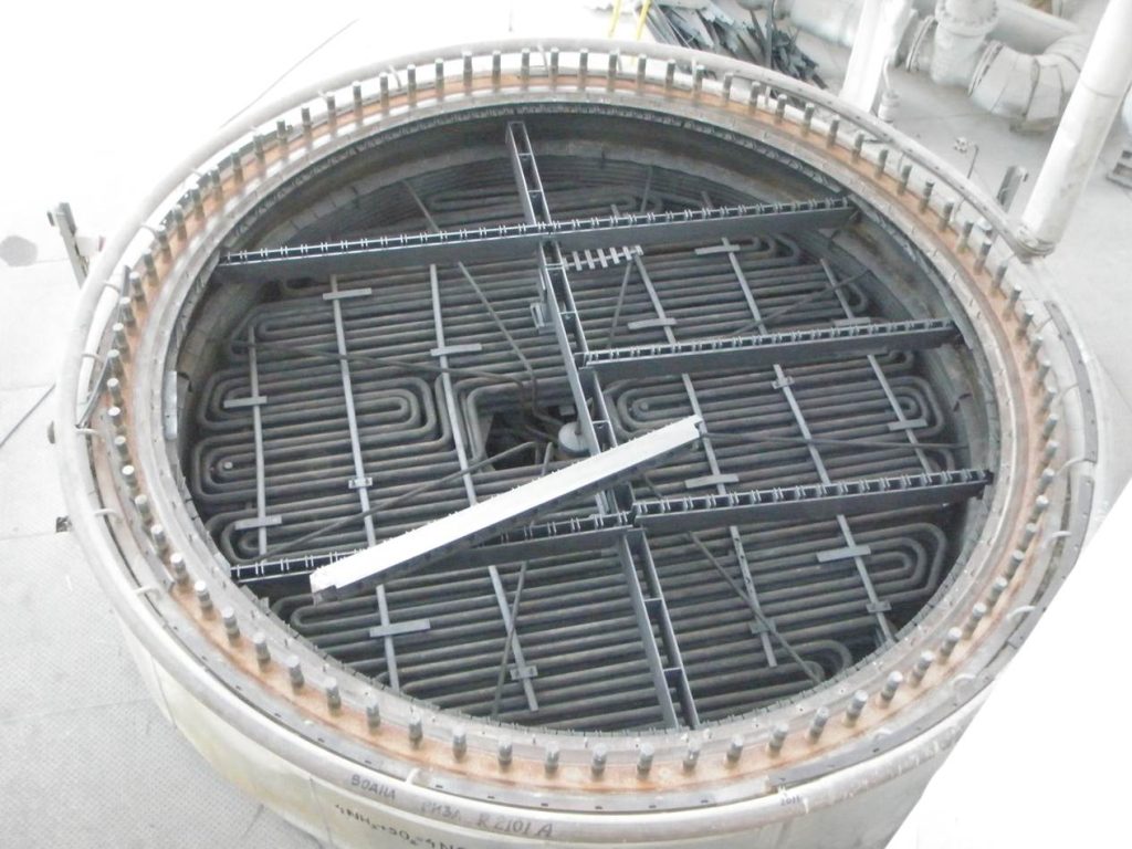 BABCOCK steam generator. CFD, thermal and stress analysis. Structure variants